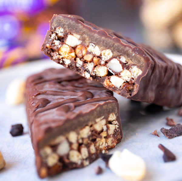 Baton keto Double Choc crocant bogat în proteine